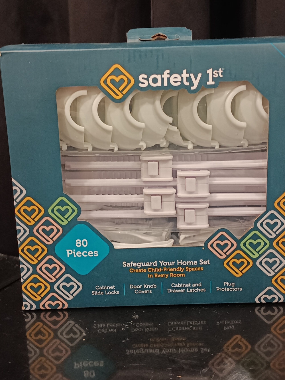 Safety 1st Childproofing Kit in White (80 pcs)